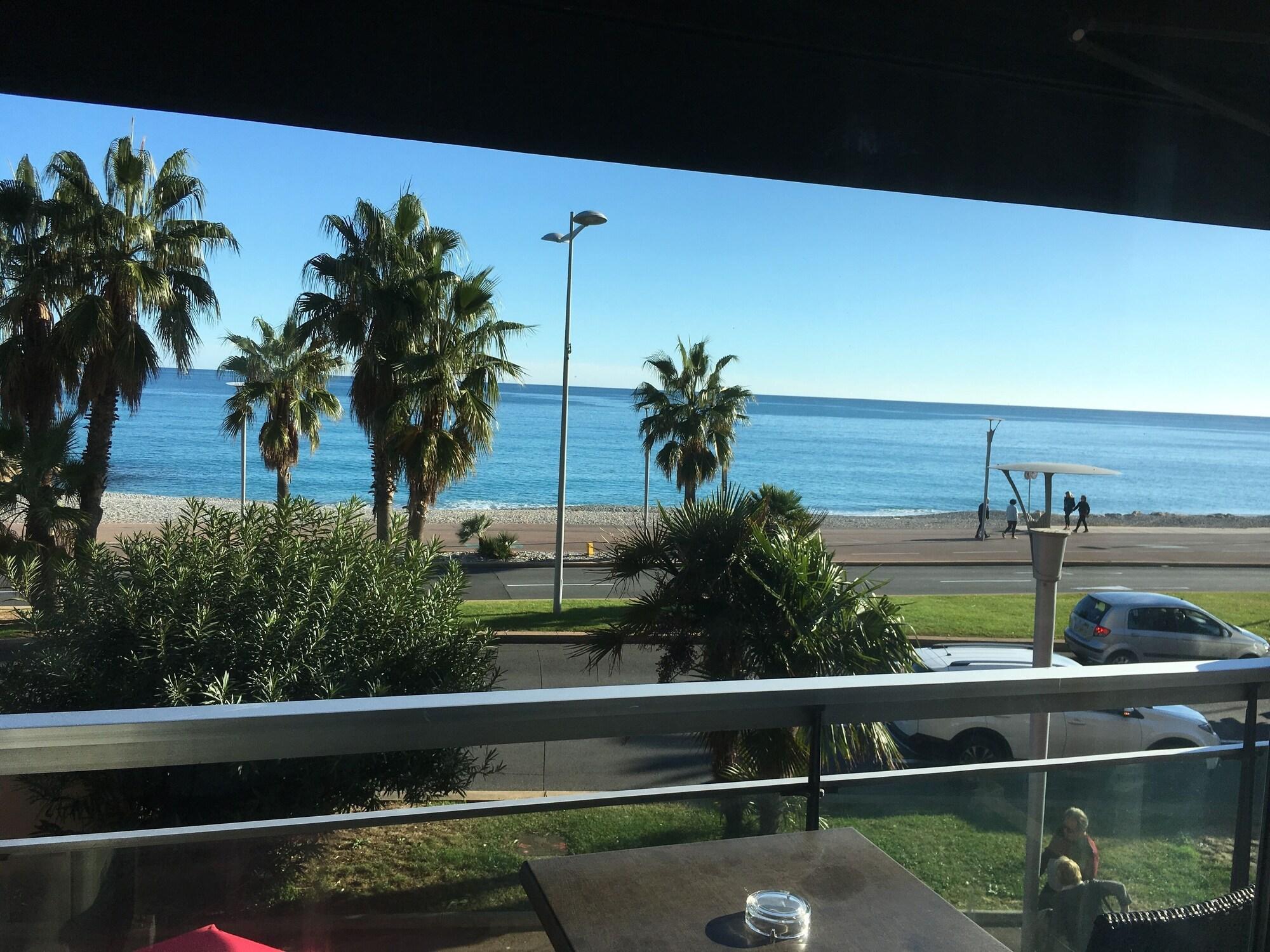 Cit'Hotel Tiercé Beach Hotel Cagnes-sur-Mer Exterior foto