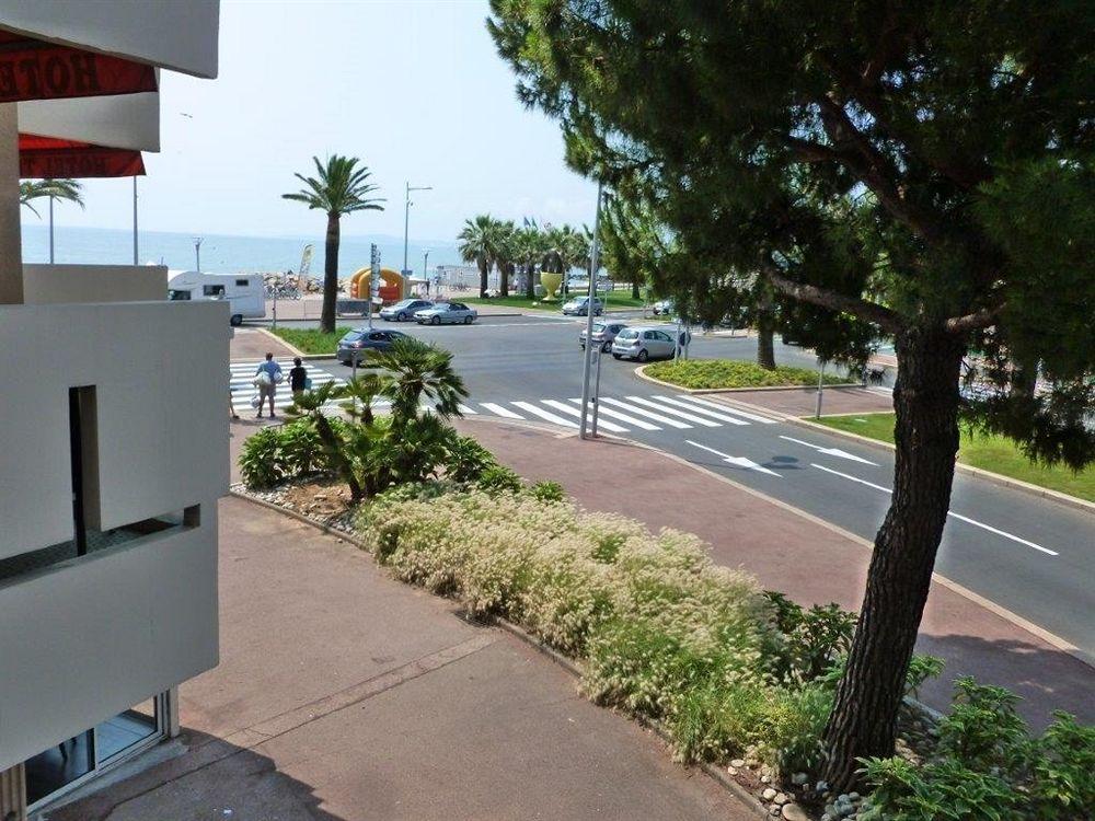 Cit'Hotel Tiercé Beach Hotel Cagnes-sur-Mer Exterior foto
